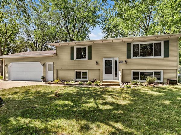 1425 33rd Avenue N, Saint Cloud, MN 56303