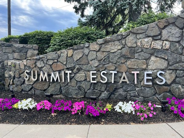 1006 Paradise Road, Unit 2P, Swampscott, MA 01907