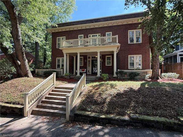 1714 Lynwood Avenue , Unit 8, Winston-Salem, NC 27104