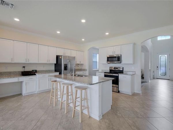 4234 Bluegrass DR, FORT MYERS, FL 33916