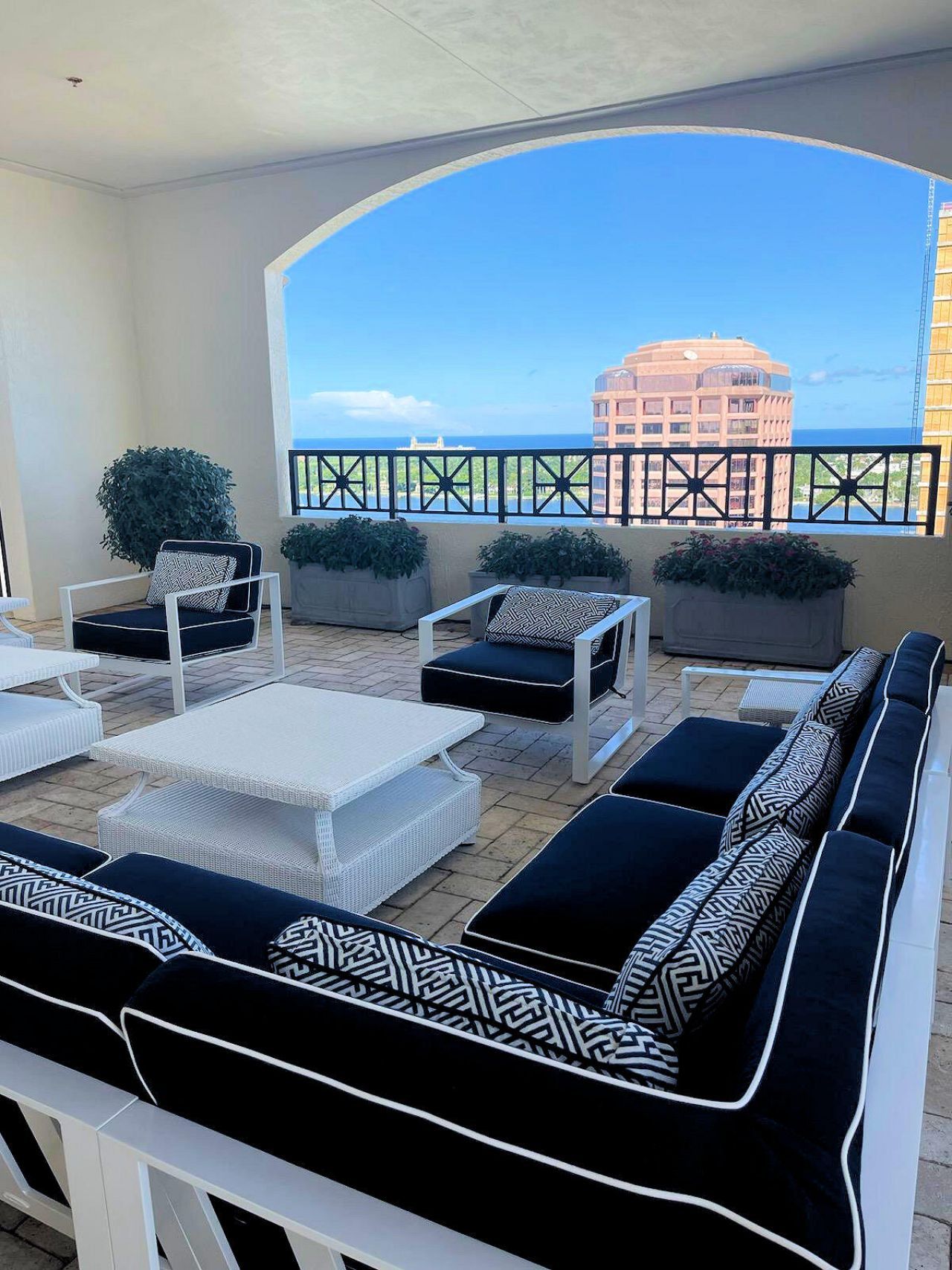 801 S Olive Avenue, Unit 403, West Palm Beach, FL 33401 Photo