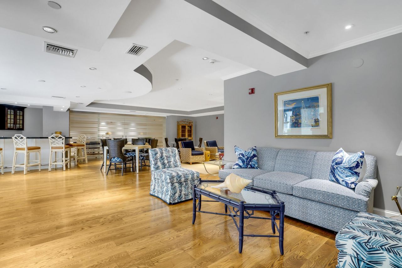 801 S Olive Avenue, Unit 403, West Palm Beach, FL 33401 Photo