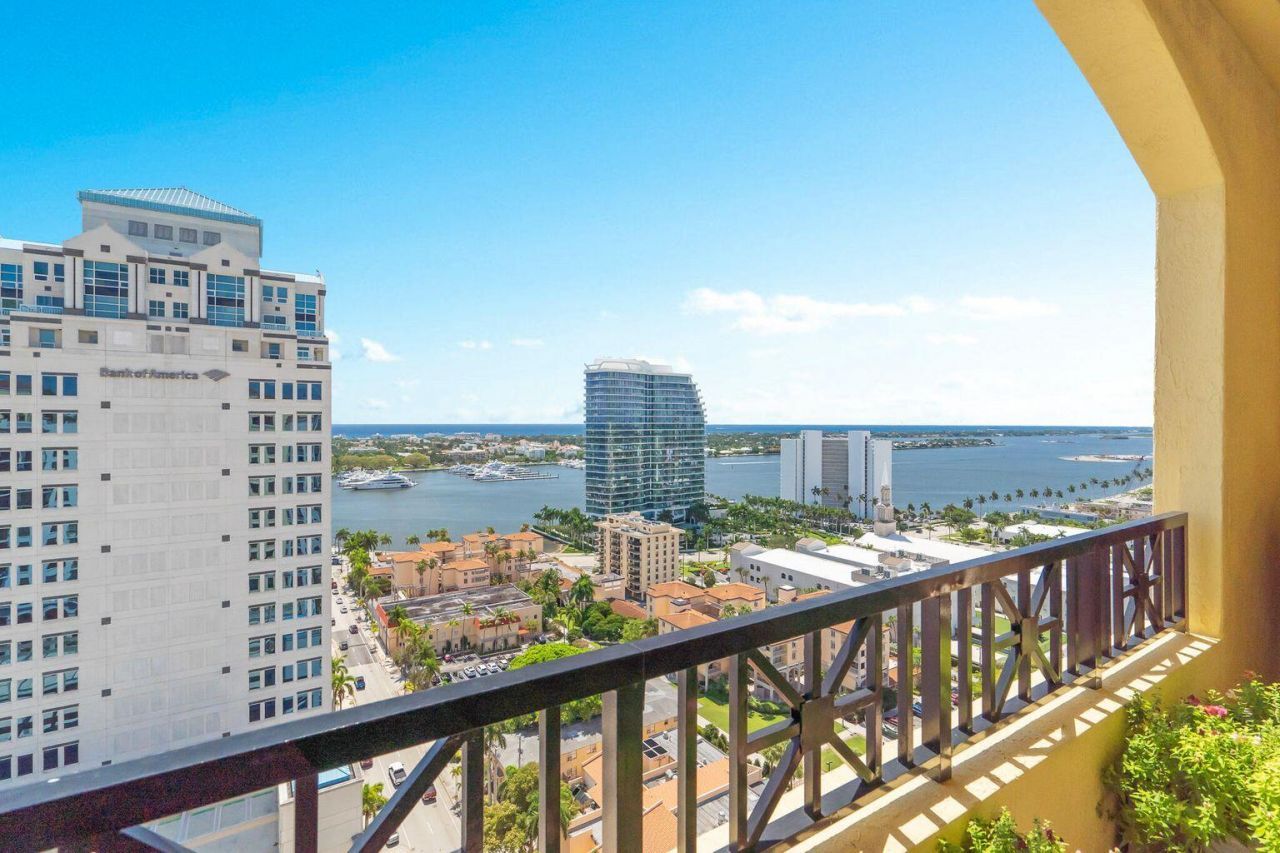 801 S Olive Avenue, Unit 403, West Palm Beach, FL 33401 Photo