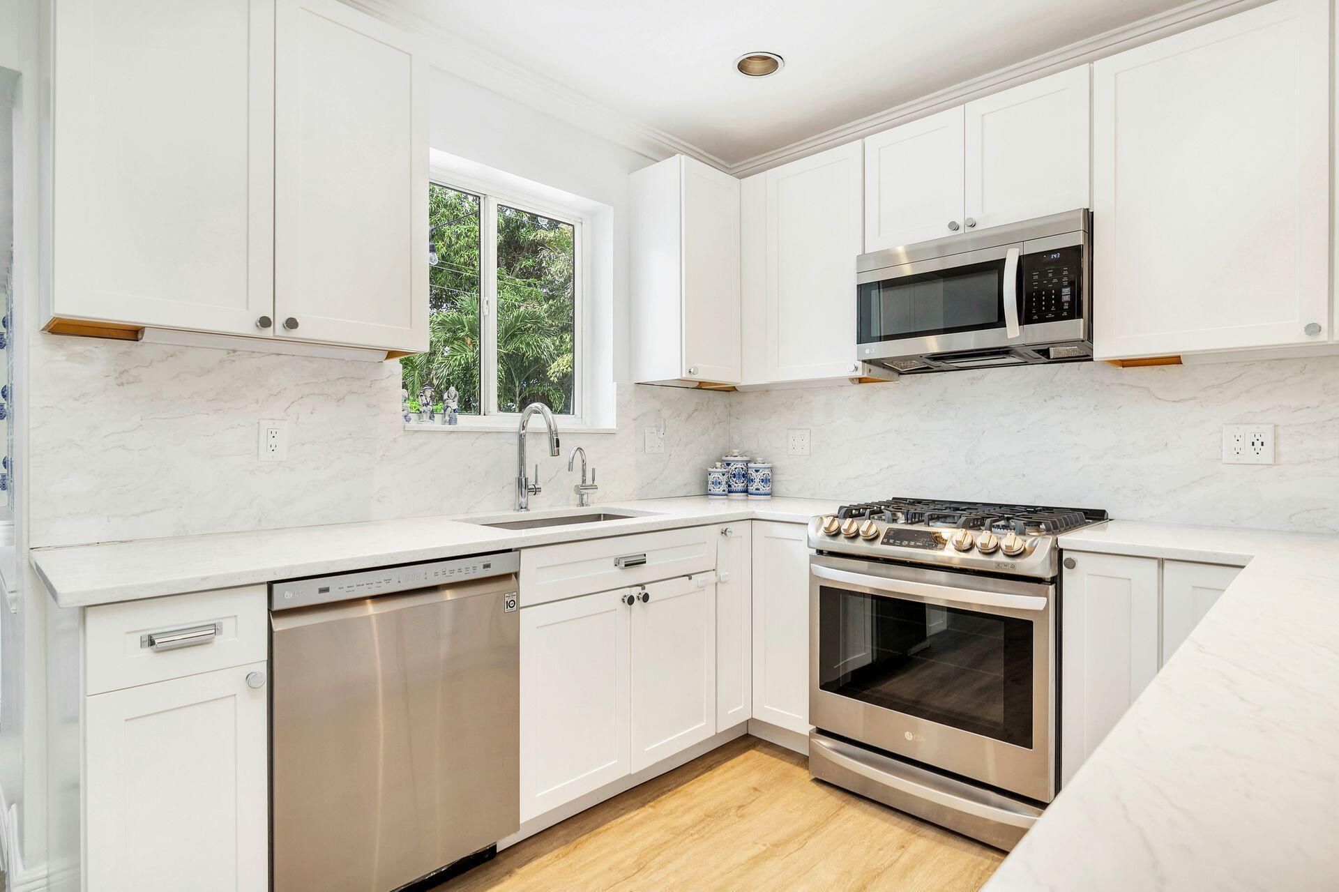 375 Leigh Road, West Palm Beach, FL 33405 Photo