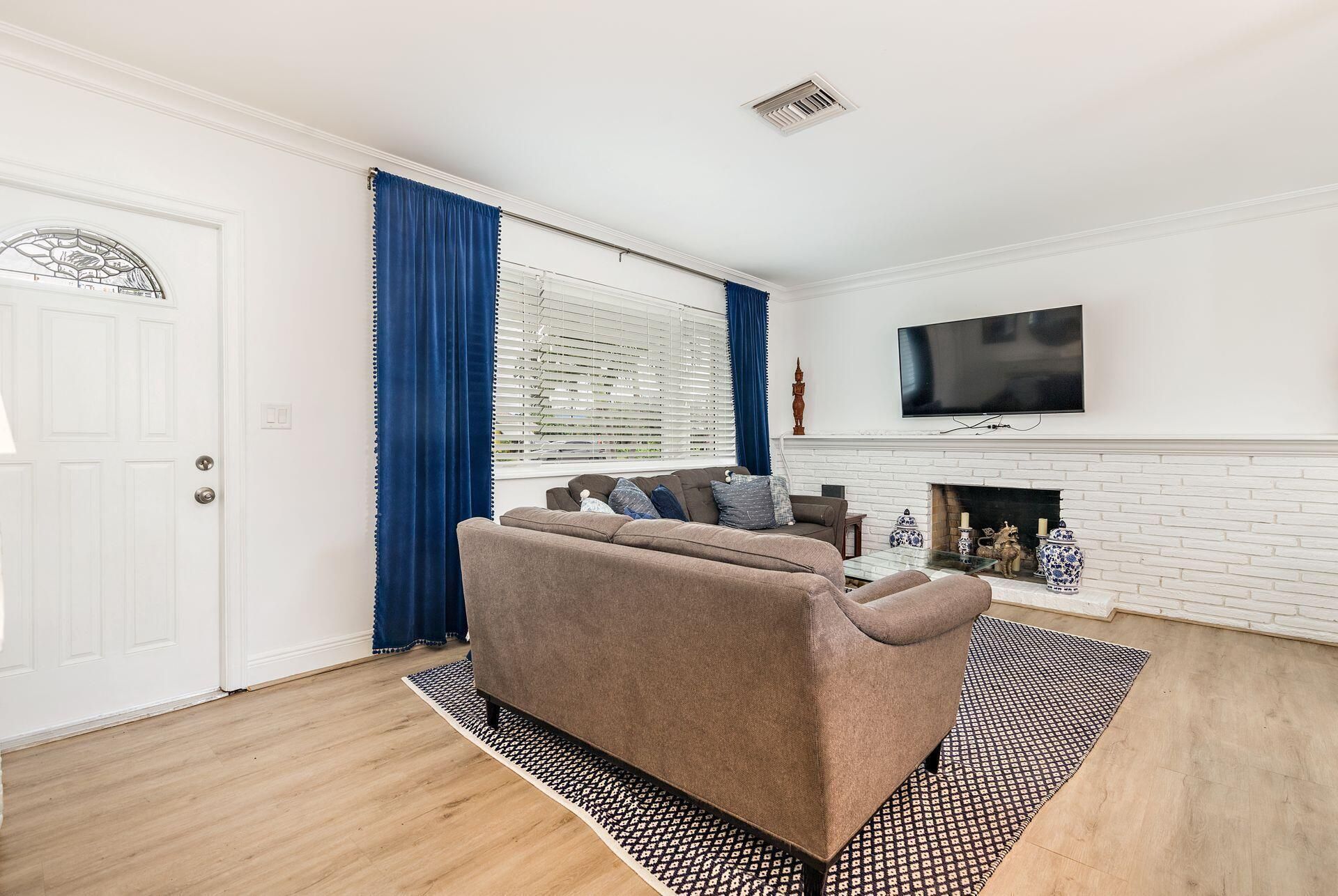 375 Leigh Road, West Palm Beach, FL 33405 Photo