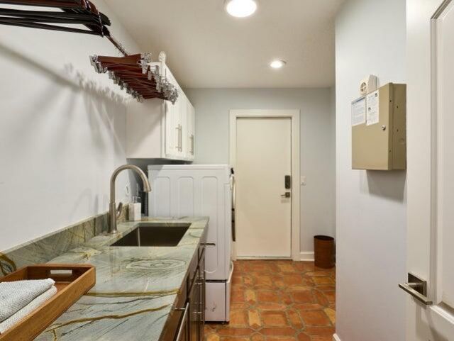 3700 Embassy Drive, West Palm Beach, FL 33401 Photo