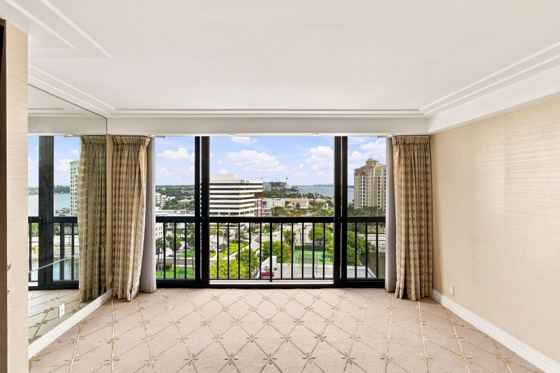 400 N Flagler Drive, Unit 1701, West Palm Beach, FL 33401 Photo
