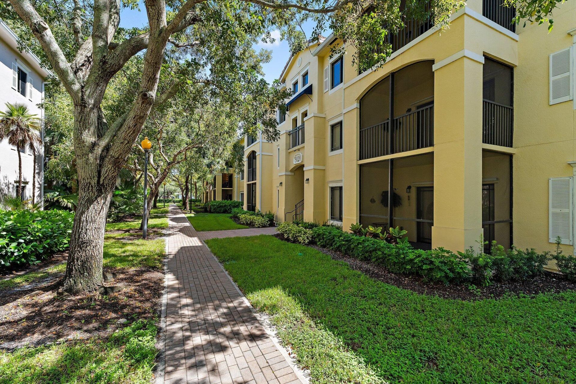 3020 Alcazar Place, Unit 106, Palm Beach Gardens, FL 33410 Photo