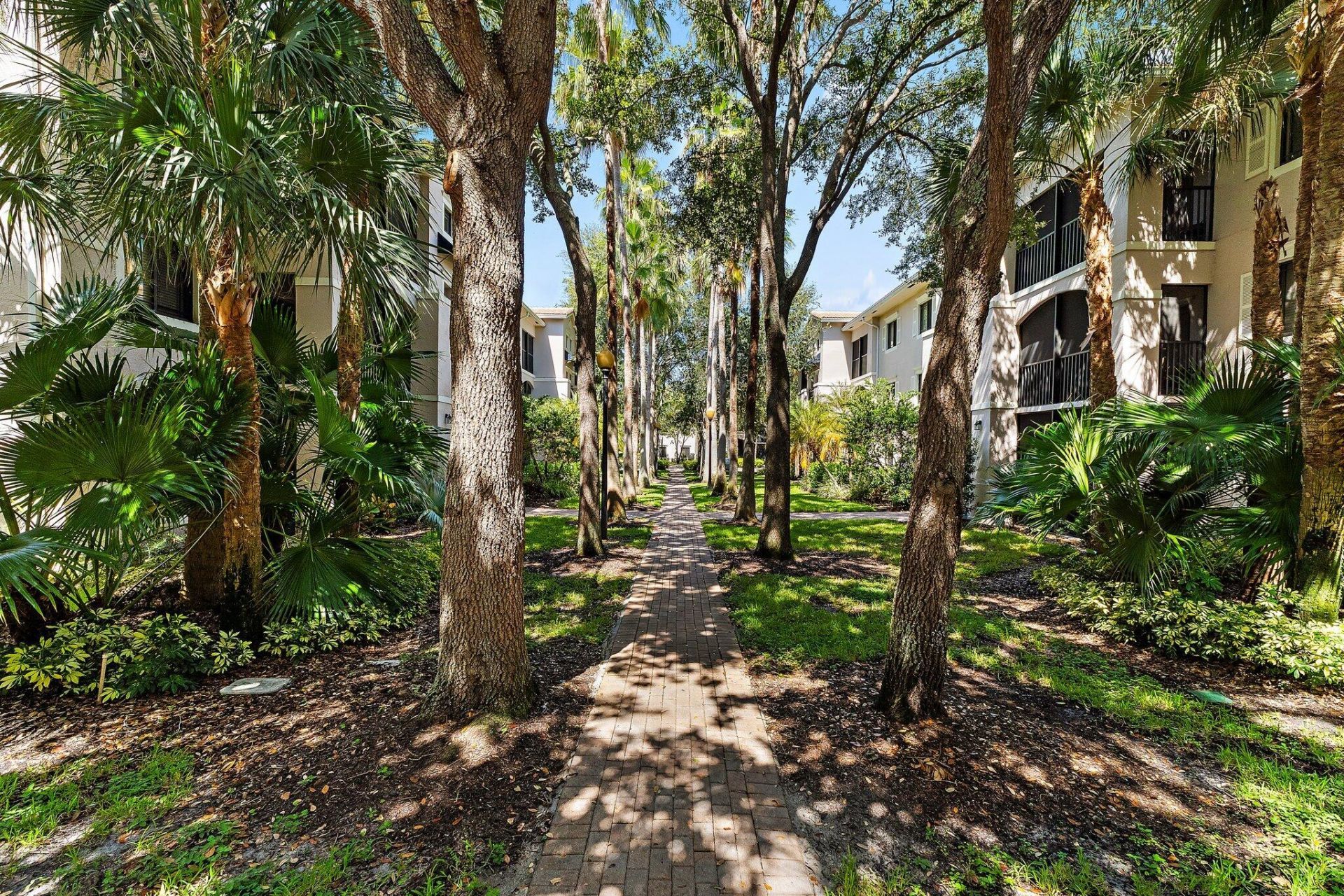 3020 Alcazar Place, Unit 106, Palm Beach Gardens, FL 33410 Photo