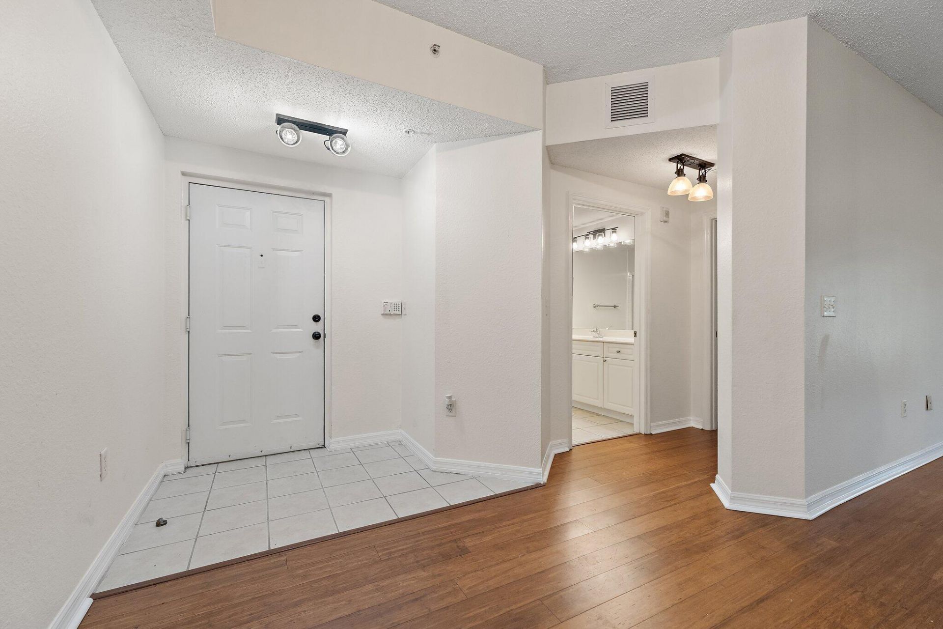 3020 Alcazar Place, Unit 106, Palm Beach Gardens, FL 33410 Photo