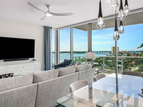 220 LAKE SHORE DR Drive, Unit 1107, Lake Park, FL 33403
