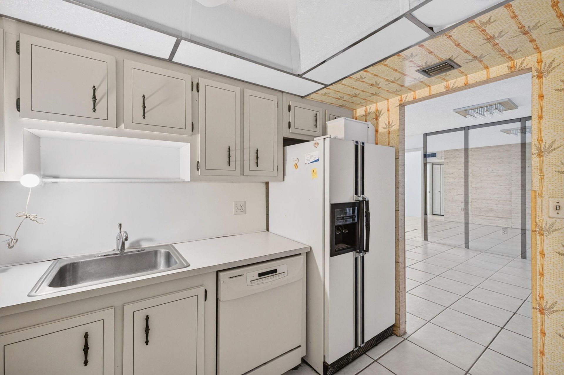 1100 St Charles Place, Unit PH3, Pembroke Pines, FL 33026 Photo