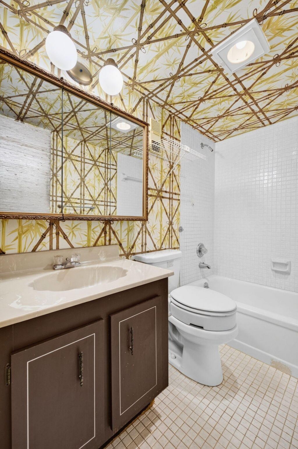 1100 St Charles Place, Unit PH3, Pembroke Pines, FL 33026 Photo
