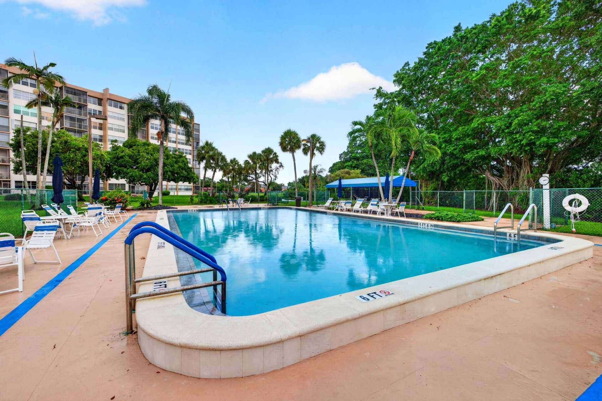 1100 St Charles Place, Unit PH3, Pembroke Pines, FL 33026 Photo