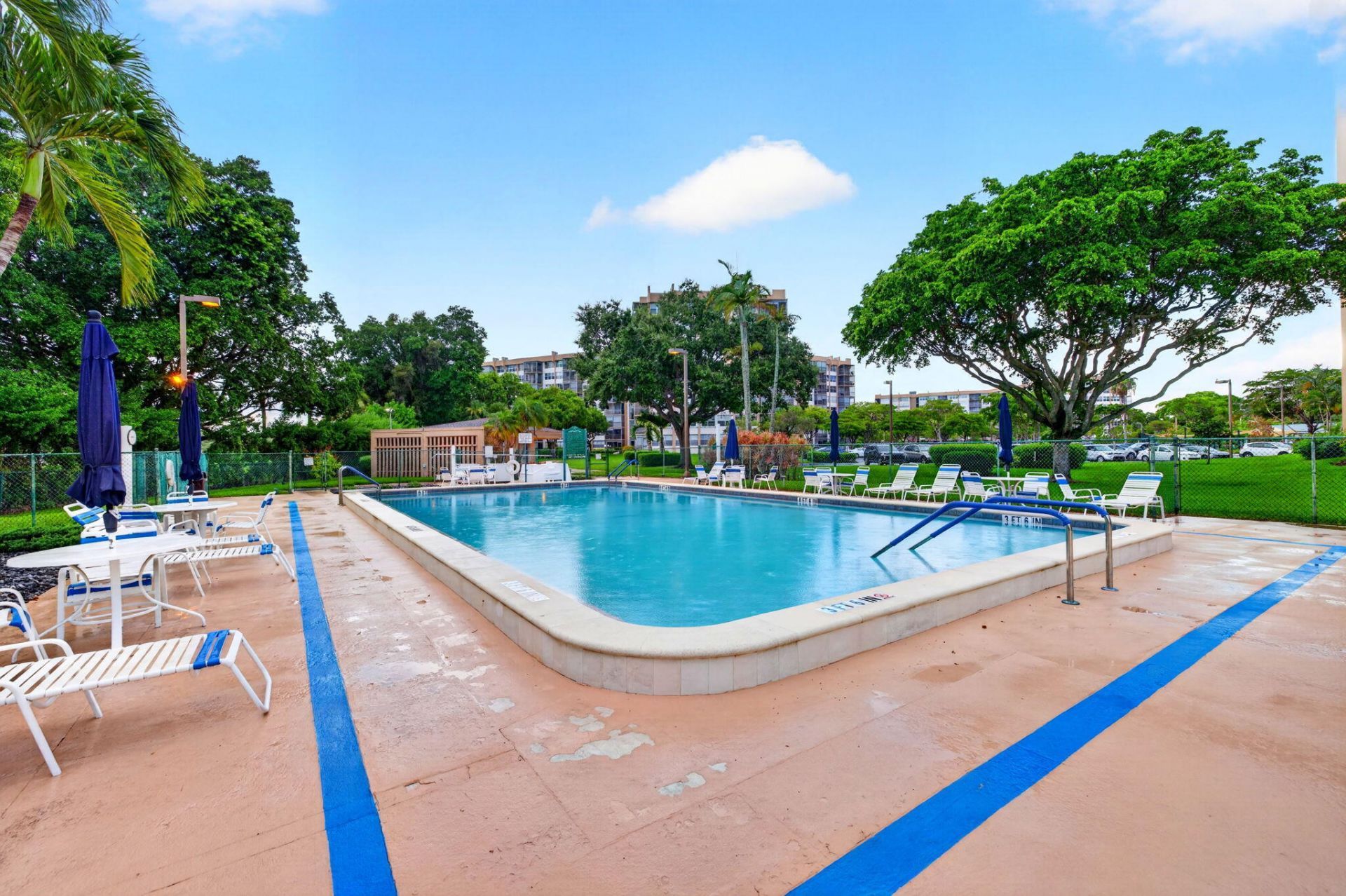 1100 St Charles Place, Unit PH3, Pembroke Pines, FL 33026 Photo