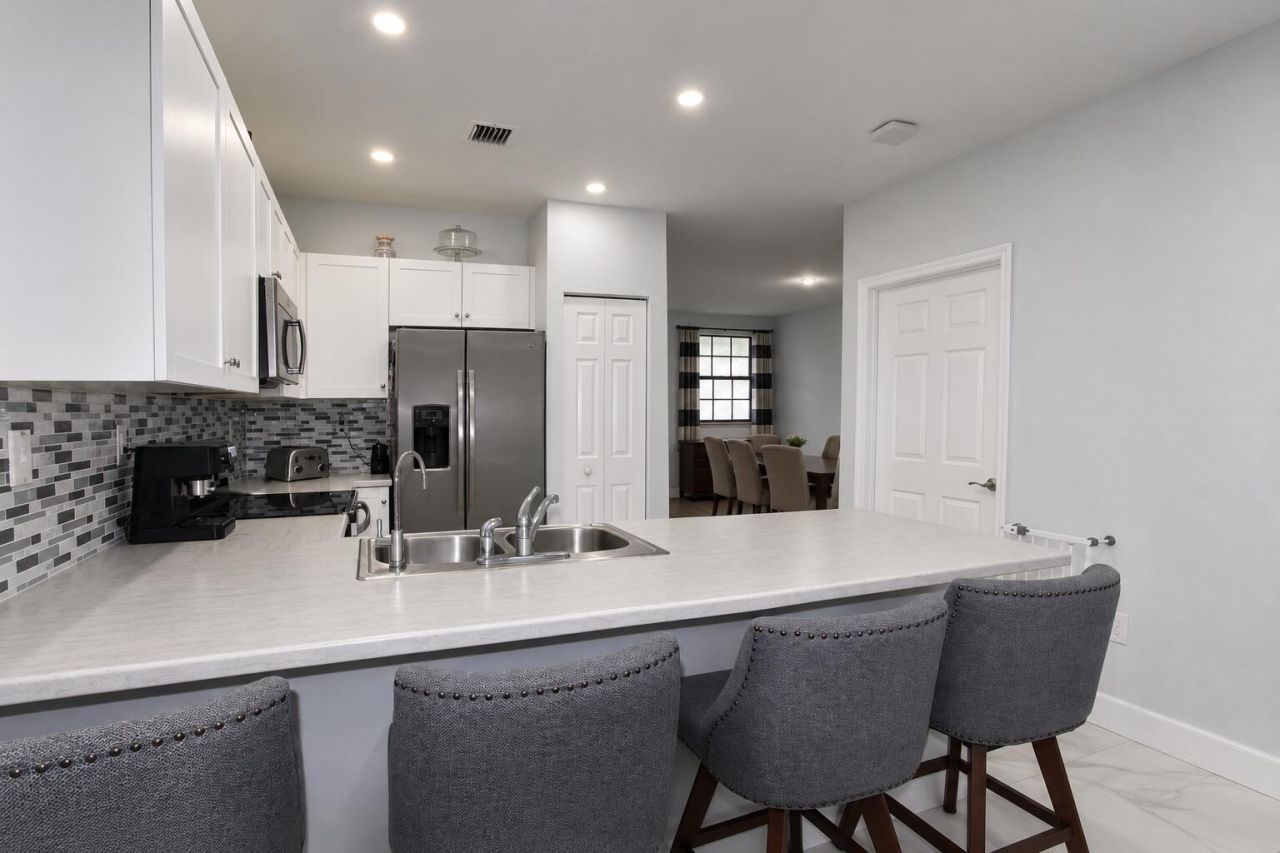 5437 NW 27th Court, Margate, FL 33063 Photo