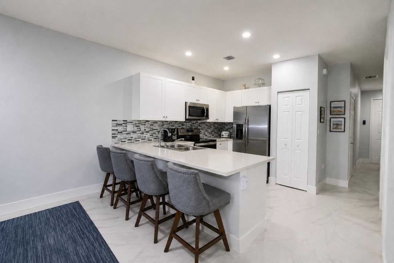 5437 NW 27th Court, Margate, FL 33063 Photo