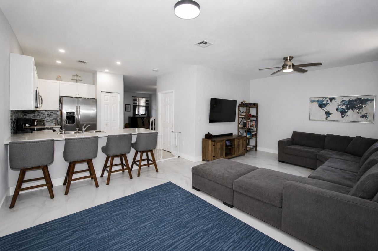 5437 NW 27th Court, Margate, FL 33063 Photo