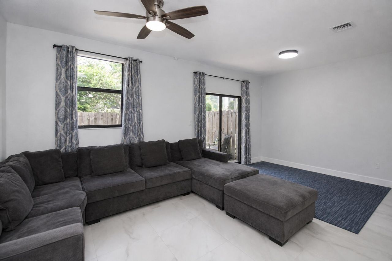 5437 NW 27th Court, Margate, FL 33063 Photo