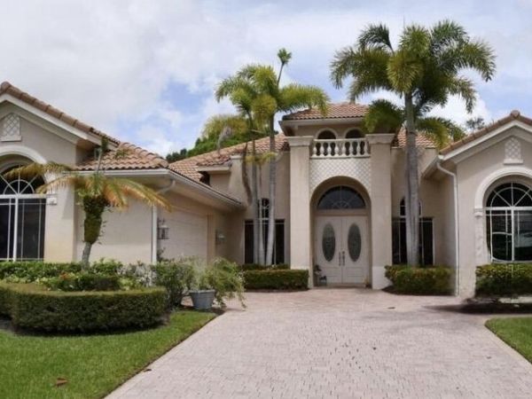 8728 Bally Bunion Road, Port St. Lucie, FL 34986