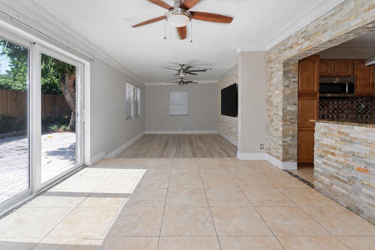 3100 S Seacrest Boulevard, Boynton Beach, FL 33435 Photo