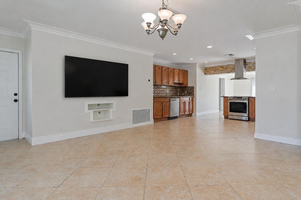 3100 S Seacrest Boulevard, Boynton Beach, FL 33435 Photo