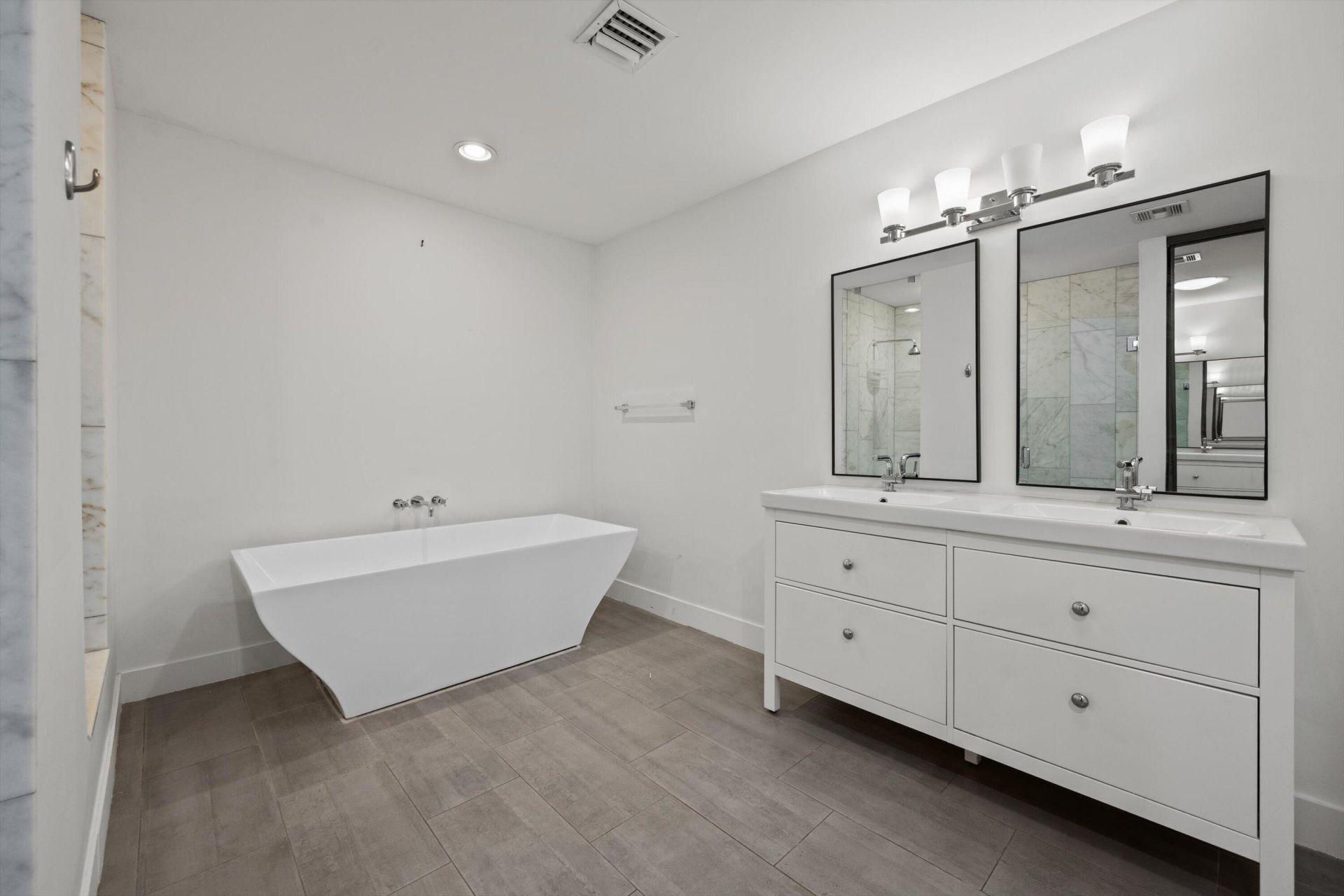 2895 Farragut Lane, West Palm Beach, FL 33409 Photo