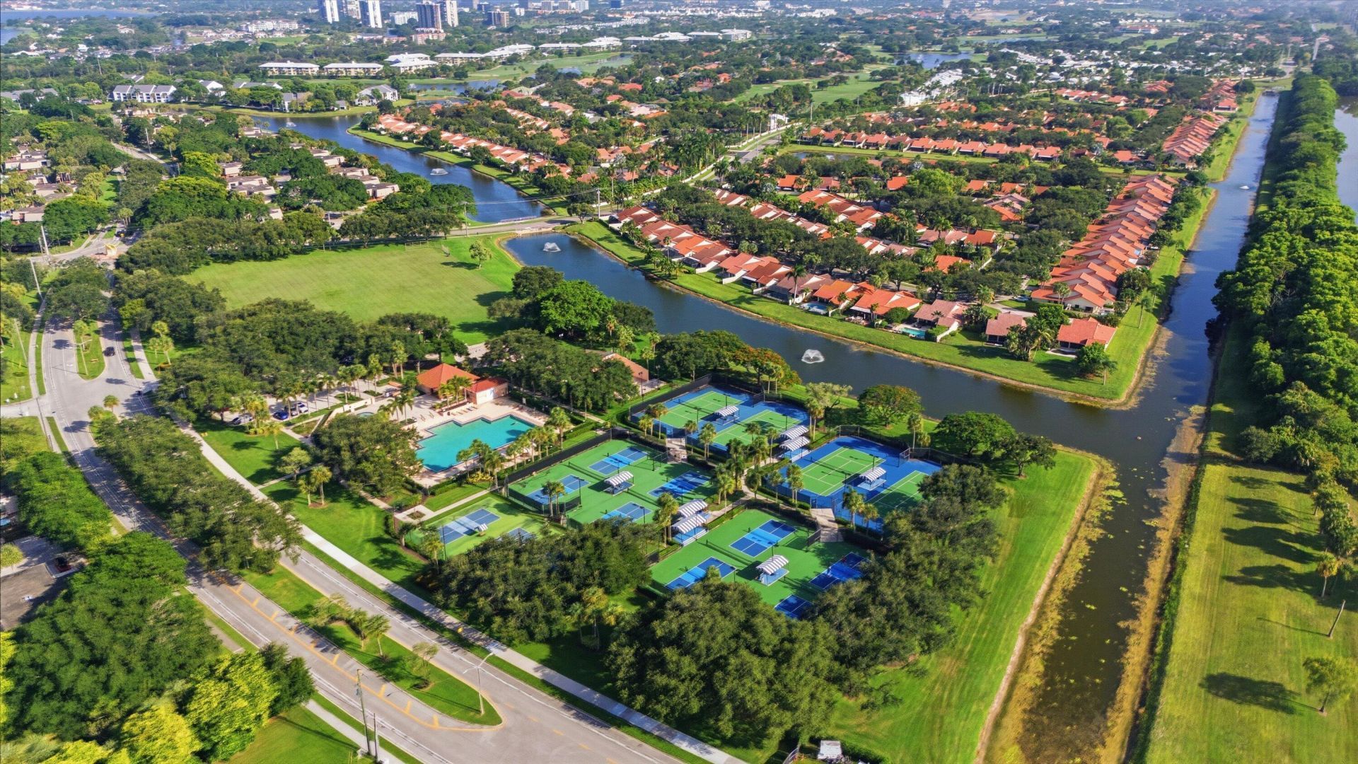 2895 Farragut Lane, West Palm Beach, FL 33409 Photo