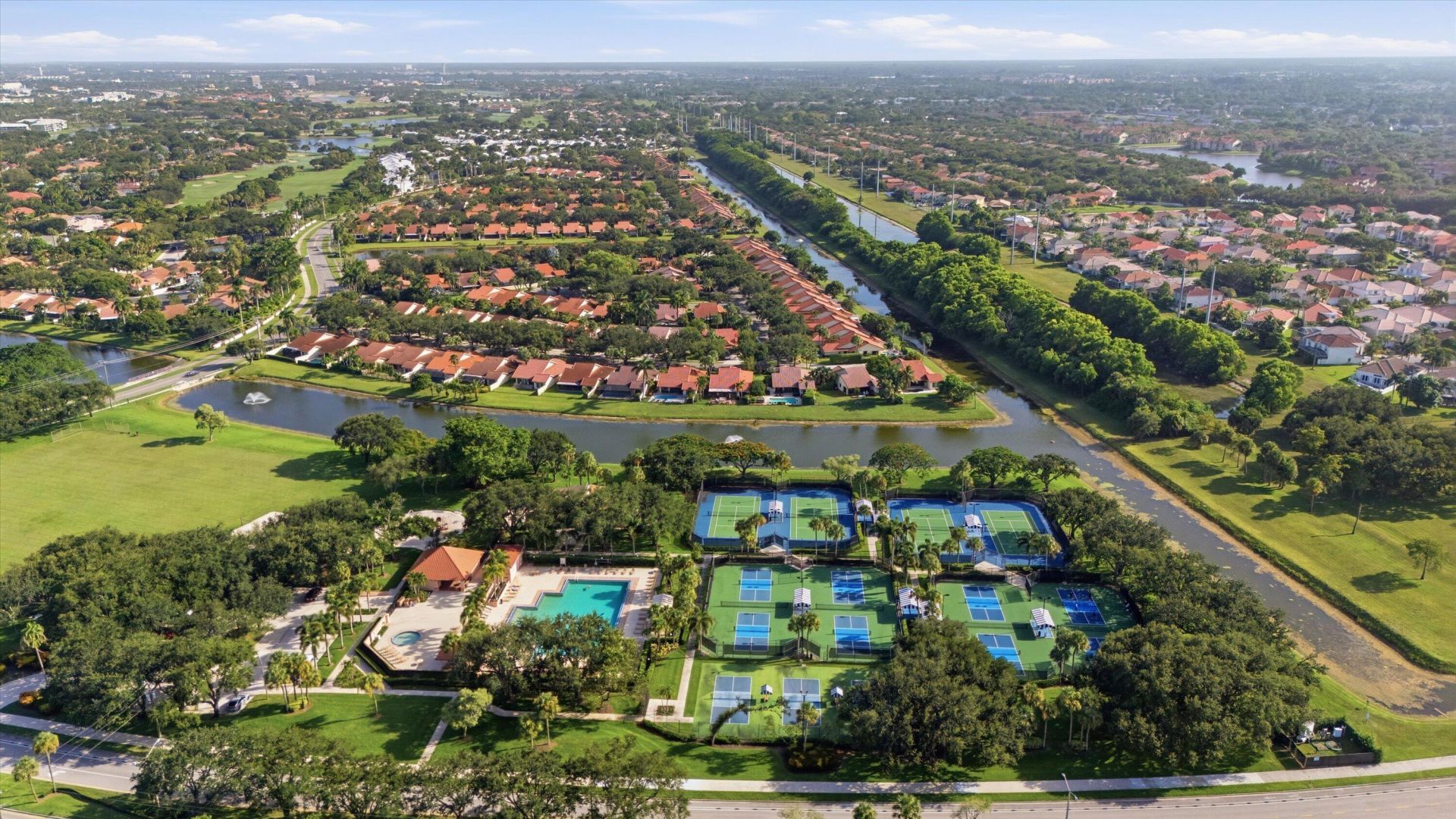 2895 Farragut Lane, West Palm Beach, FL 33409 Photo