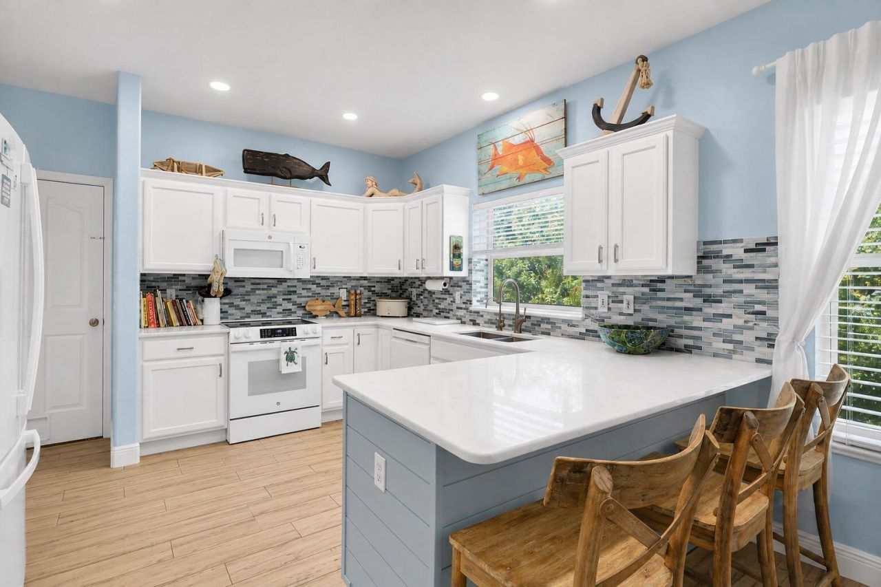 10831 SE Pinegrove Street, Tequesta, FL 33469 Photo