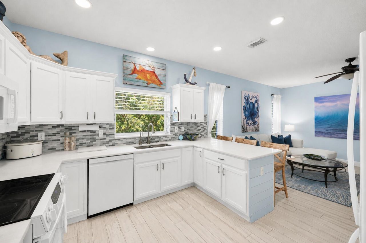 10831 SE Pinegrove Street, Tequesta, FL 33469 Photo