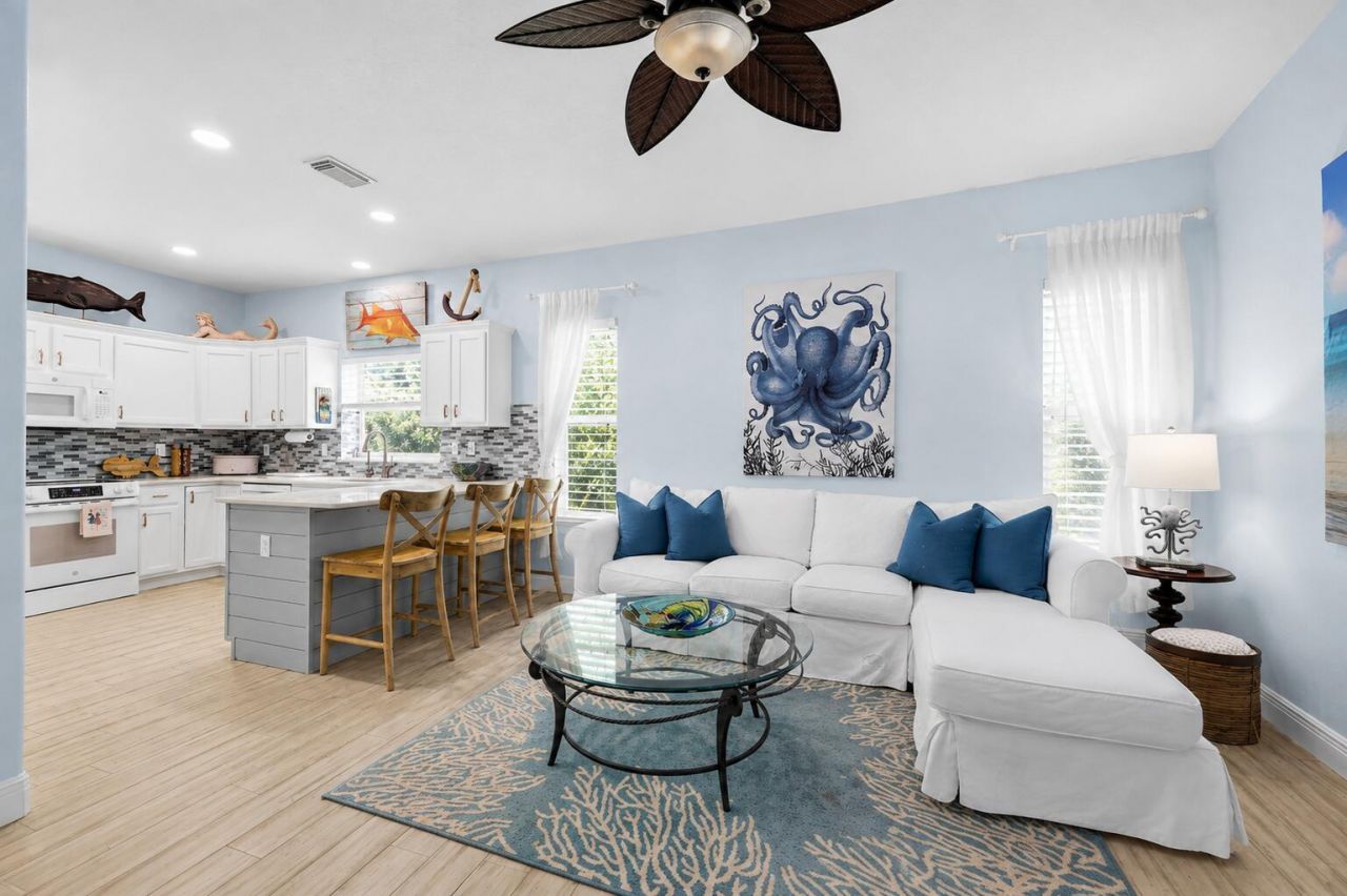 10831 SE Pinegrove Street, Tequesta, FL 33469 Photo