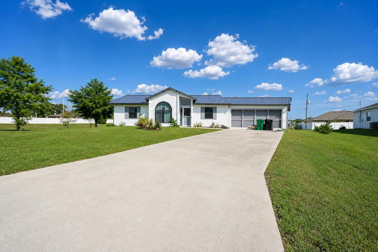 409 SW Voltair Terrace, Port Saint Lucie, FL 34984 Main Photo