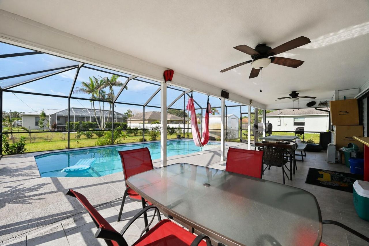 409 SW Voltair Terrace, Port Saint Lucie, FL 34984 Photo