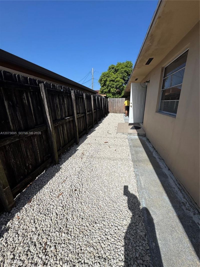 5530 E 6th Ave , Unit 101, Hialeah, FL 33013 Photo