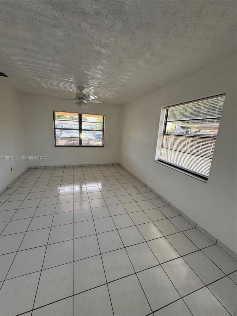 5530 E 6th Ave , Unit 101, Hialeah, FL 33013 Photo