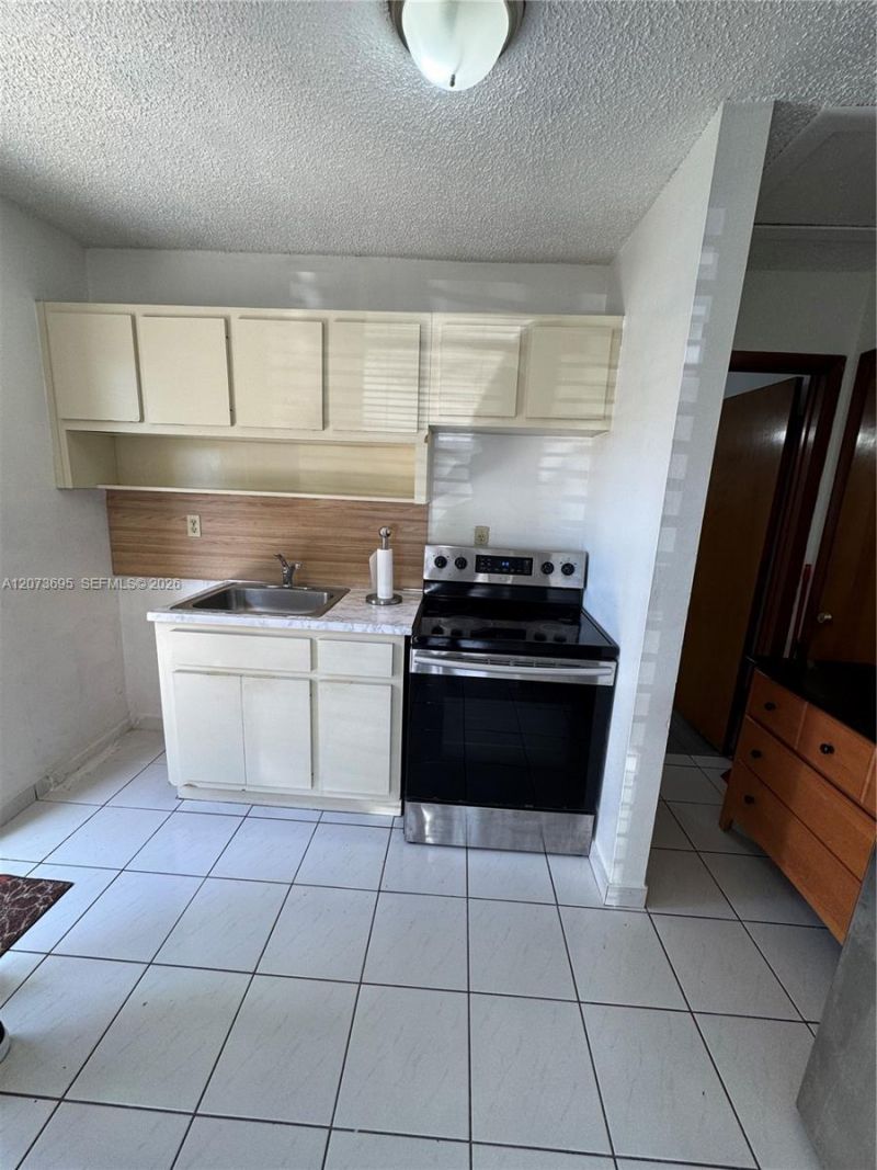 5530 E 6th Ave , Unit 101, Hialeah, FL 33013 Photo