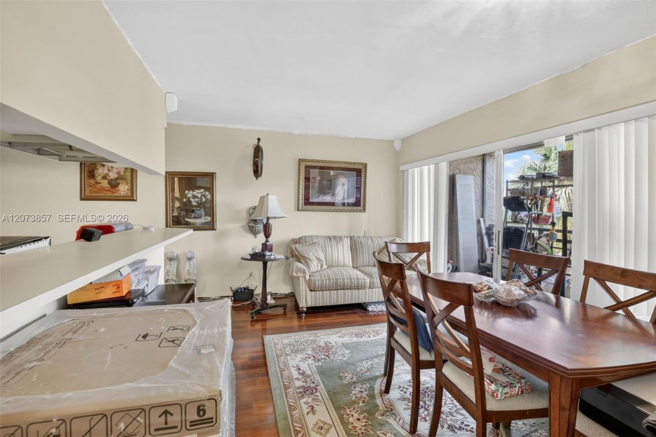 5240 NE 6th Ave , Unit H26, Oakland Park, FL 33334 Photo