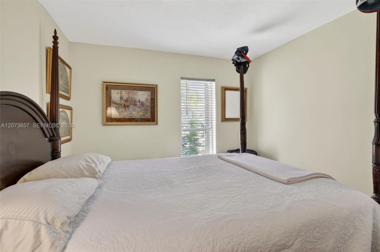 5240 NE 6th Ave , Unit H26, Oakland Park, FL 33334 Photo