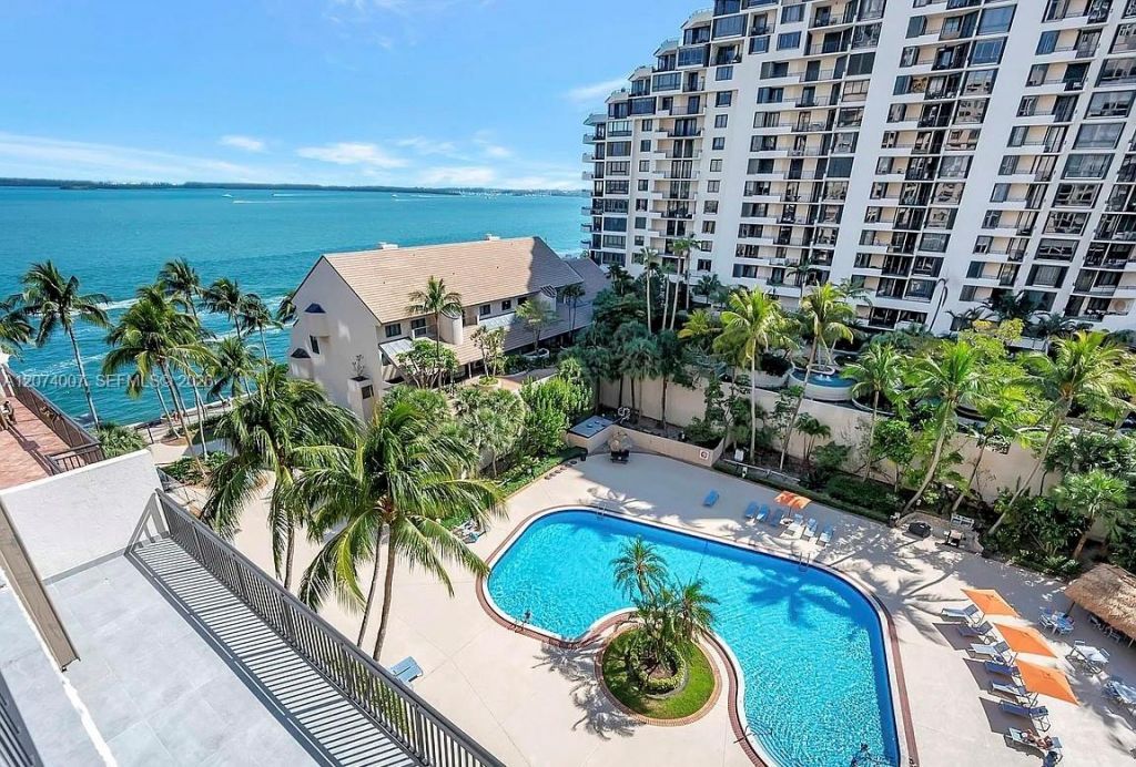 540 Brickell Key Dr , Unit 919, Miami, FL 33131 Photo