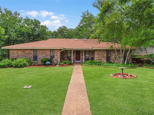 1455 Warrington Court, Fort Worth, TX 76112