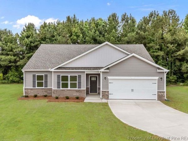 111 Firehawk Drive, Spring Lake, NC 28390