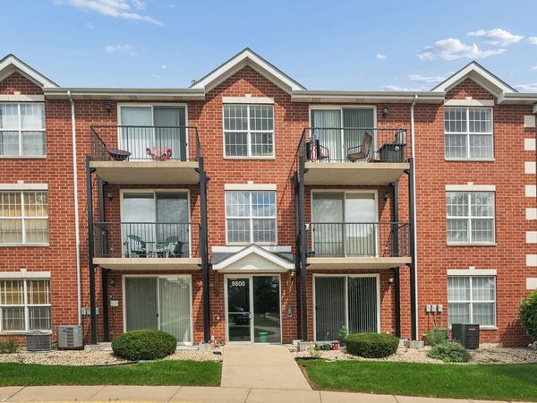 9800 Liberty Circle , Unit 1W, Orland Park, IL 60467