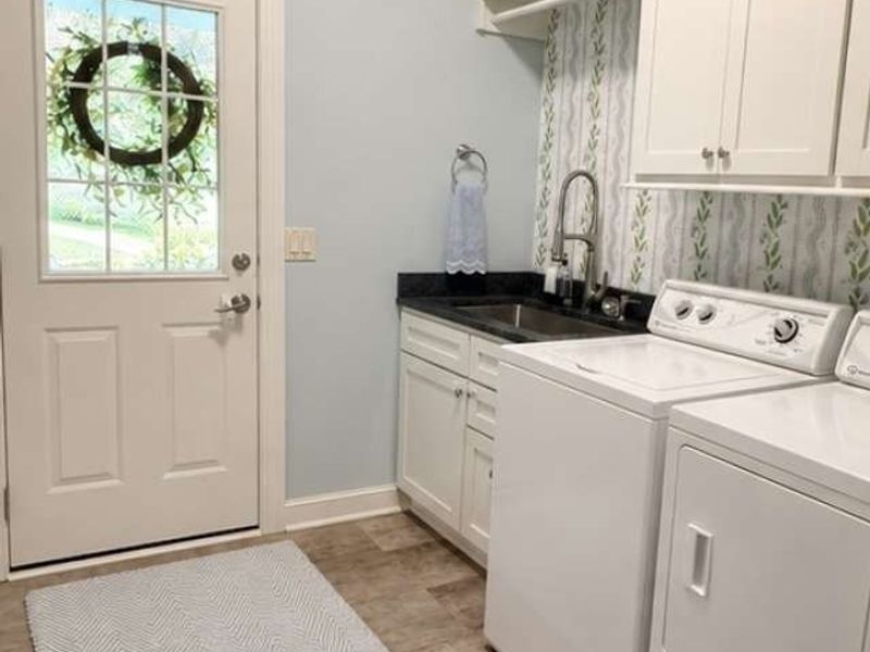6428 Tallwood Circle NW, Canton, OH 44718 Photo 8