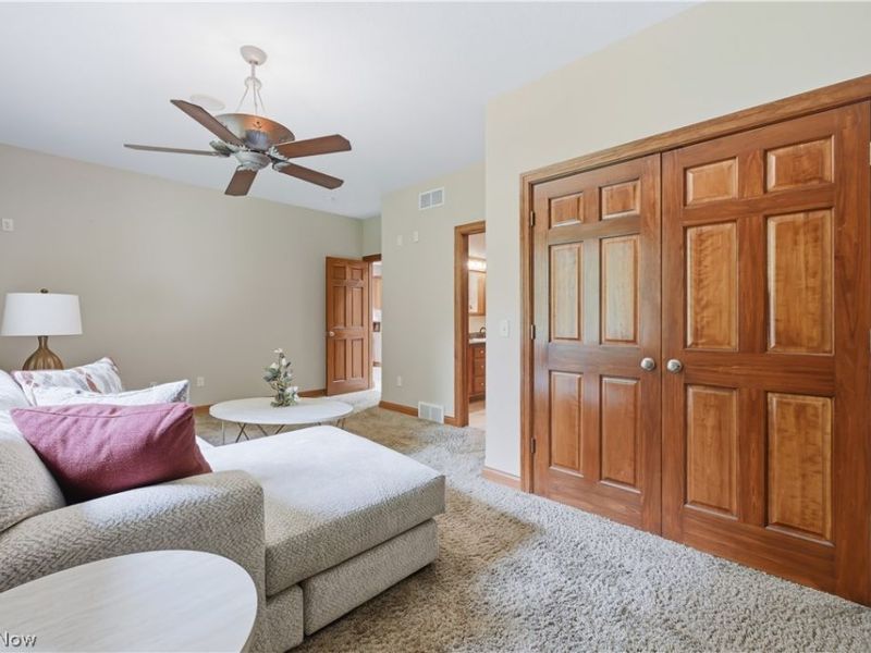 5560 Oak Hill Drive, Warren, OH 44481 Photo 18