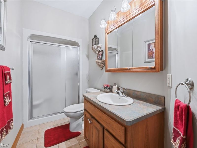 5560 Oak Hill Drive, Warren, OH 44481 Photo 21