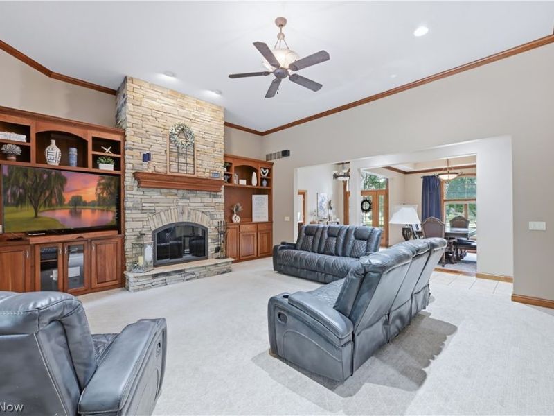 5560 Oak Hill Drive, Warren, OH 44481 Photo 9