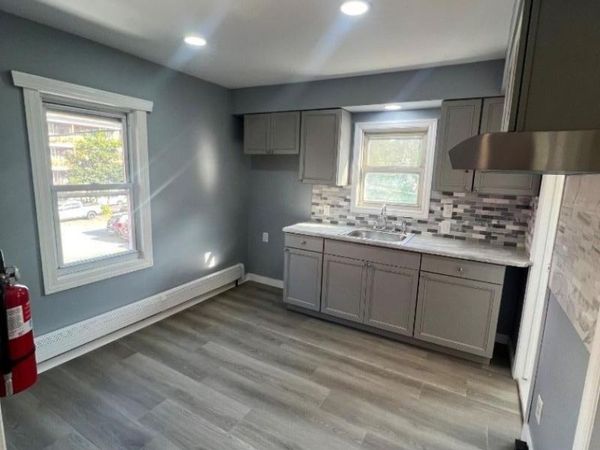 6 Elmer St, Unit 2A, Madison, NJ 07940