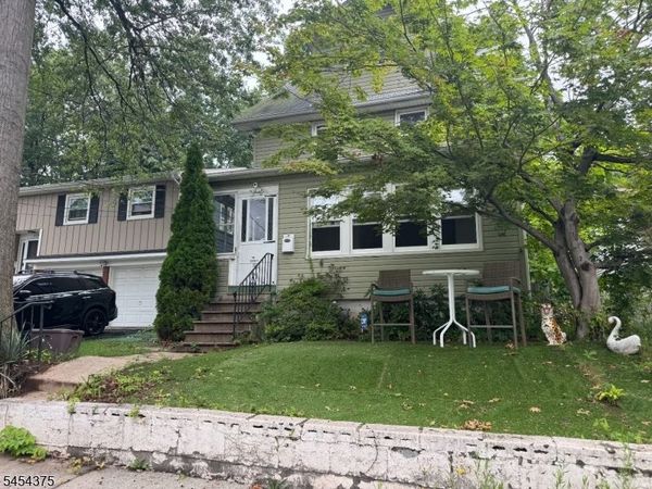 221 E 10Th Ave, Roselle, NJ 07203