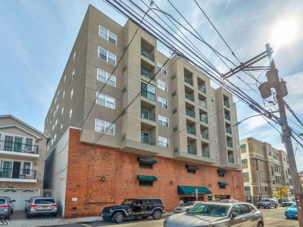 318 54Th St, West New York, NJ 07093
